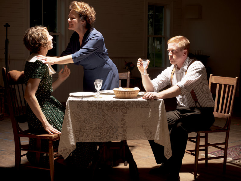 Ambien Mitchell, Janis Lynn Stevens and Dustin Tucker as Laura, Amanda and Tom in “the Glass Menagerie.”