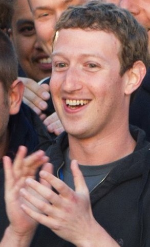 Facebook’s 28-year-old chief executive, Mark Zuckerberg, won’t be able to sell his shares until mid-November.