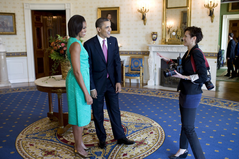 Samantha Appleton chats with the president and first lady at the White House.