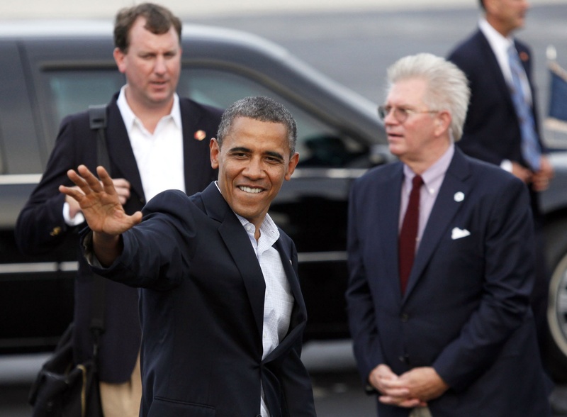 President Obama heads to his car after arriving at Toledo Express Airport in Swanton, Ohio, on Sunday.