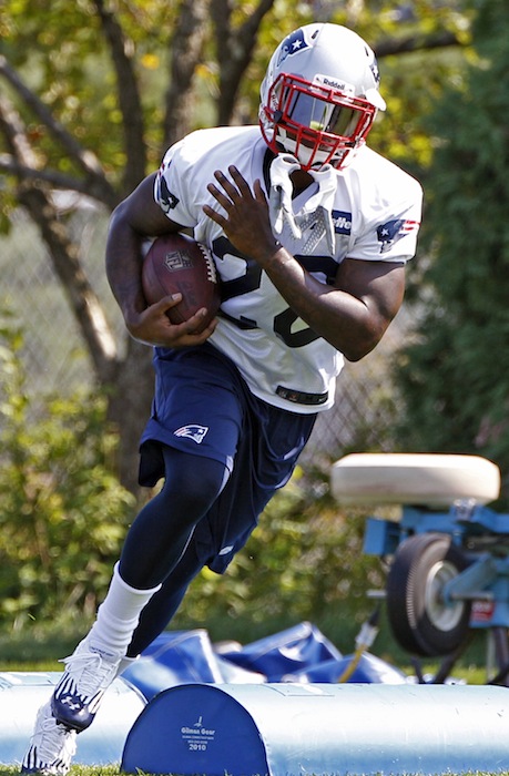 New England Patriots running back Stevan Ridley runs a drill during NFL football practice at the team's training facility in Foxborough, Mass., Wednesday, Sept. 12, 2012. (AP Photo/Stephan Savoia)