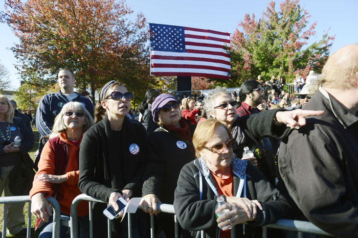 A crowd gathers and waits to hear President Barack Obama speak at Veterans Memorial Park in Manchester, N.H., on Thursday.