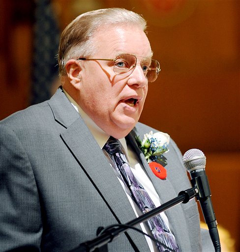 Lewiston Mayor Robert Macdonald says if the public can get information about people who receive public pensions, they should be able to do the same for welfare recipients.
2012 Associated Press file photo