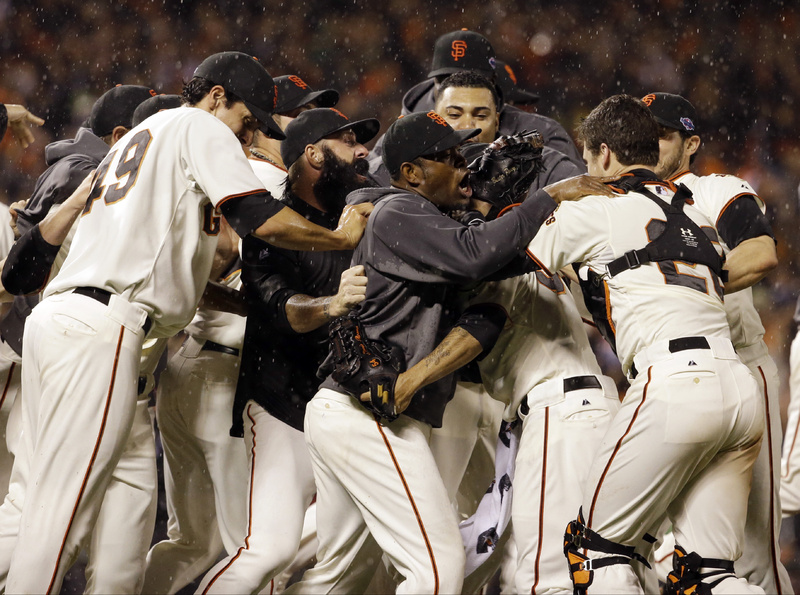 It was pouring when the game ended, but that didn’t dampen the celebration for the Giants after they beat St. Louis 9-0 in Game 7 of the NL championship series to advance to the World Series against the Detroit Tigers.