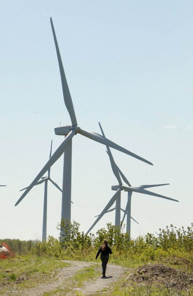 The 227-mile line, which would carry renewable energy mostly from wind farms to be built in Maine, would be buried along Interstates 95 and 295 from Bangor to the New Hampshire border. Energy would be transmitted primarily to Connecticut and Massachusetts.