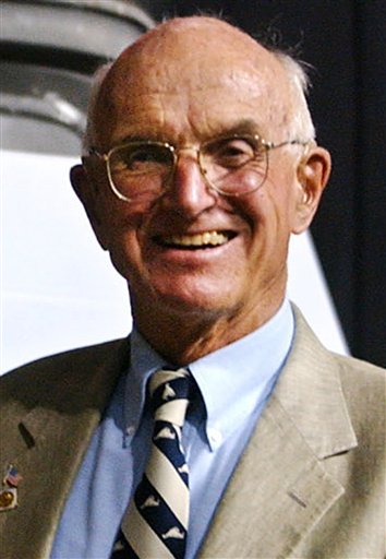 A 2004 photo of Dr. Joseph E. Murray, who shared the Nobel Prize in Physiology or Medicine in 1990.