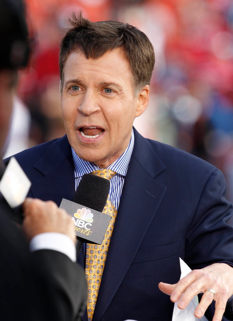 Sportscaster Bob Costas weighed in on the Jovan Belcher case Sunday, and reactions were both swift and harsh.