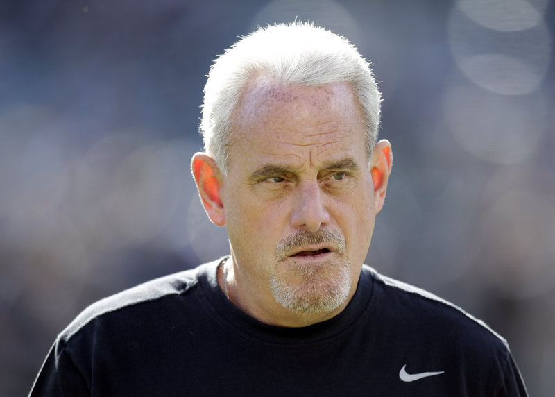 Joe Vitt, the Saints’ interim head coach, offered to take a lie detector test to dispute comments by his fellow coaches.