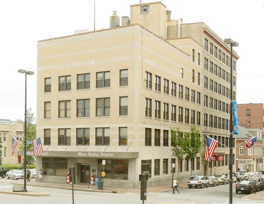 A developer plans to convert the former Portland Press Herald building at 390 Congress St. into a 110-room luxury boutique hotel and restaurant.