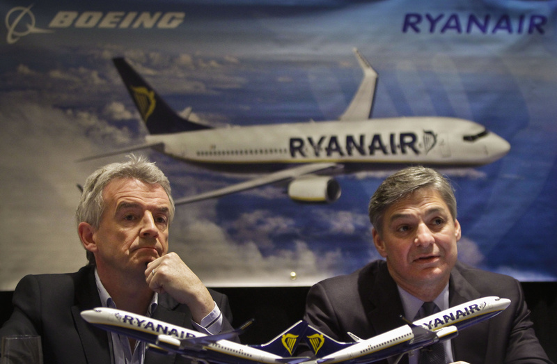 Michael O'Leary, left, CEO of Ryanair, and Ray Conner, president and CEO of Boeing, hold a news conference Tuesday in New York. Ryanair says it is buying 175 Boeing 737-800 aircraft, the biggest-ever order of Boeings by a European airline.