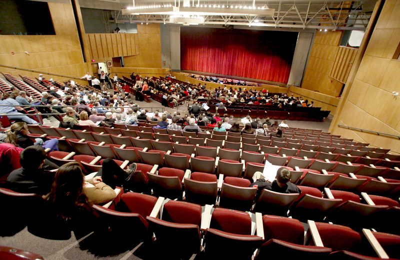 There were many seats available near the back of the South Portland High School auditorium just before the start of the performance of the musical “Thoroughly Modern Millie” on Friday. The school could not advertise the production because of licensing restrictions.