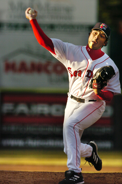 Staff Photo by John Ewing, Thursday, April 15, 2004: Portland Sea Dog starting pitcher Charlie Zink delivers a pitch to a Binghamton Mets hitter in the first inning of the Sea Dog's home opener at Hadlock Field. John Ewing Baseball