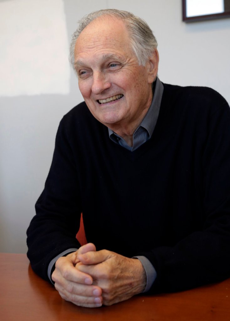 Alan Alda wants doctors and scientists to use clear, simple language.