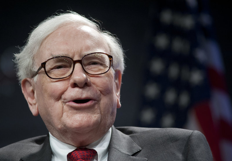 Warren Buffett on JPMorgan Chase vote: “I’m 100 percent for Jamie (Dimon). I couldn’t think of a better chairman.”