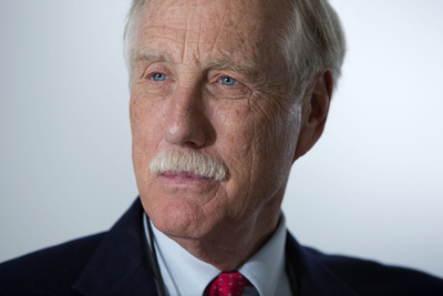 Sen. Angus King, I-Maine, has joined two other senators to craft a bipartisan compromise to save students interest on school loans.