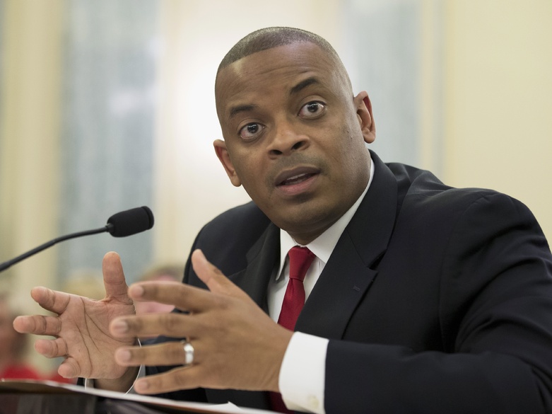 U.S. Transportation Secretary Anthony Foxx has been invited to tour the Sarah Mildred Long Bridge between Maine and New Hampshire.