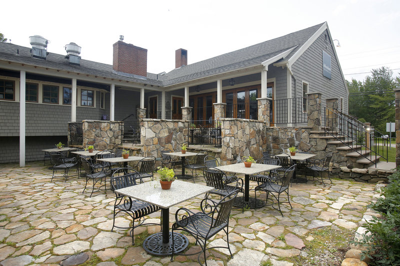Abbondante Trattoria and Bar occupies the former site of Grissini at 127 Western Ave. in Kennebunk. The space is interesting and varied, and the staff is friendly.