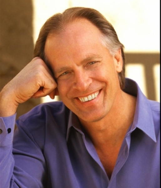 Keith Carradine will receive the Mid-Life Achievement Award at the Maine International Film Festival in Waterville.