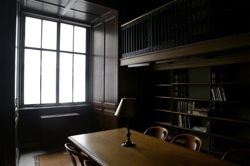 This room is used by researchers at the main branch of the New York Public Library. The building draws up to 2 million people a year and any of them can request a book from the research collection, available for perusal in generally about 15 minutes.