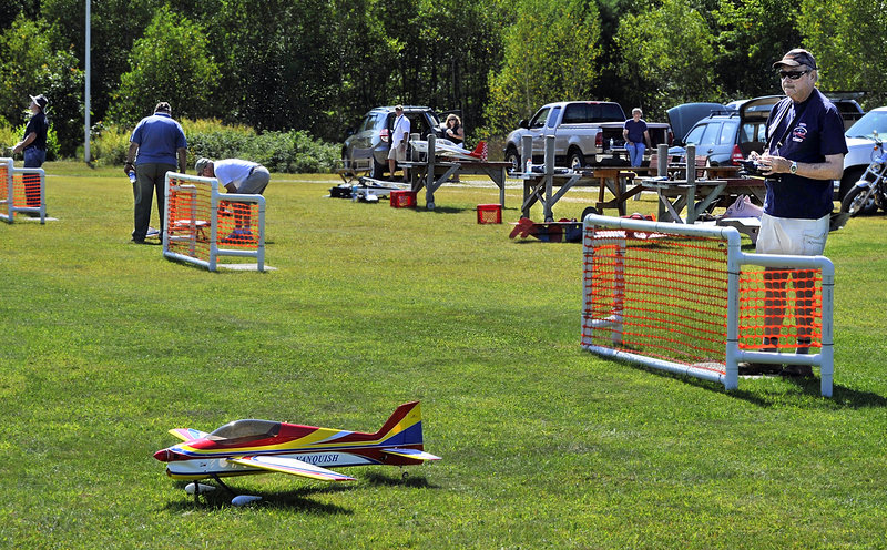 Bill Lairsey, an Air Force veteran and former U.S. Airways pilot, is such a student of model airplanes that he’s qualified for regional competition in North Carolina in the hopes of making the world championships.