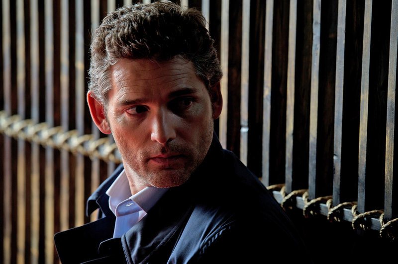 Eric Bana stars as a London lawyer defending a suspected terrorist bomber in “Closed Circuit.”