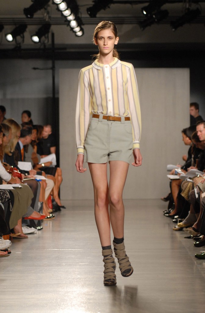 A thin model walks the runway at the Proenza Schouler Spring 2007 fashion show at Milk Studios in New York. Some exceptionally thin models have a so-called thigh gap, which is upheld as a beauty achievement on countless websites, blogs and other social media.