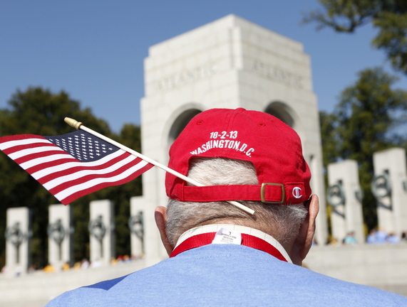 A World War II veteran tours the war memorial in Washington on Oct. 2, during the government shutdown. A veteran from Gorham who visited Sept. 28 writes that he had a memorable time, thanks to volunteers and many others.