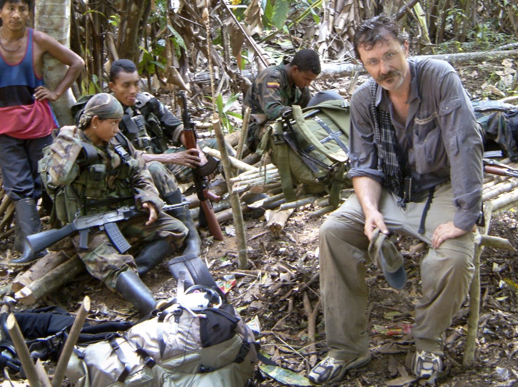 Robert Young Pelton, shown in Borneo in a 1996 photo, has drawn a mixed response for his fundraising scheme to pursue Joseph Kony, the mastermind of the Lord’s Resistance Army. The militia group is suspected of committing atrocities across three African nations.