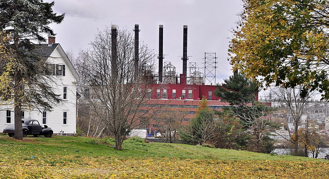 Many residents in Eliot say they have been harmed by pollution from the Schiller Station power plant that sits just across the Piscataqua River in Portsmouth, N.H. Federal regulators should honor the community’s request and test the air in Eliot for pollution that has drifted over the border.