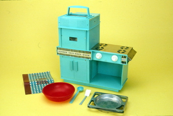 1963 Easy-Bake Oven
