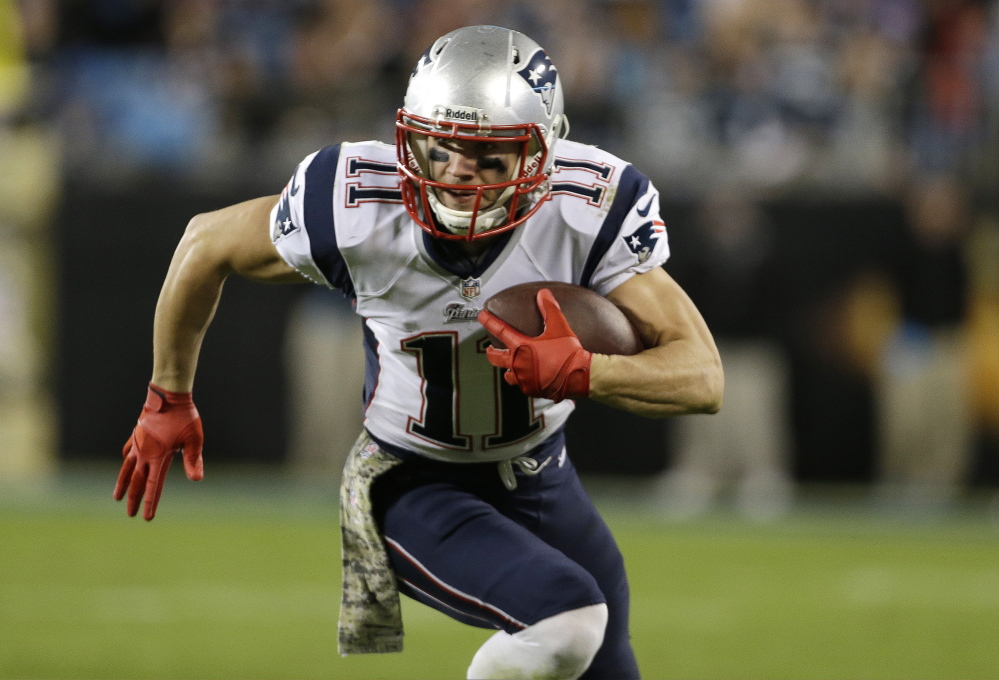 Julian Edelman announces on Twitter Saturday that he is returning to the Patriots next season.