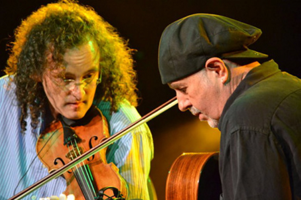 Fiddler Martin Hayes and guitarist Dennis Cahill will perform at One Longfellow Square in Portland on Sunday.