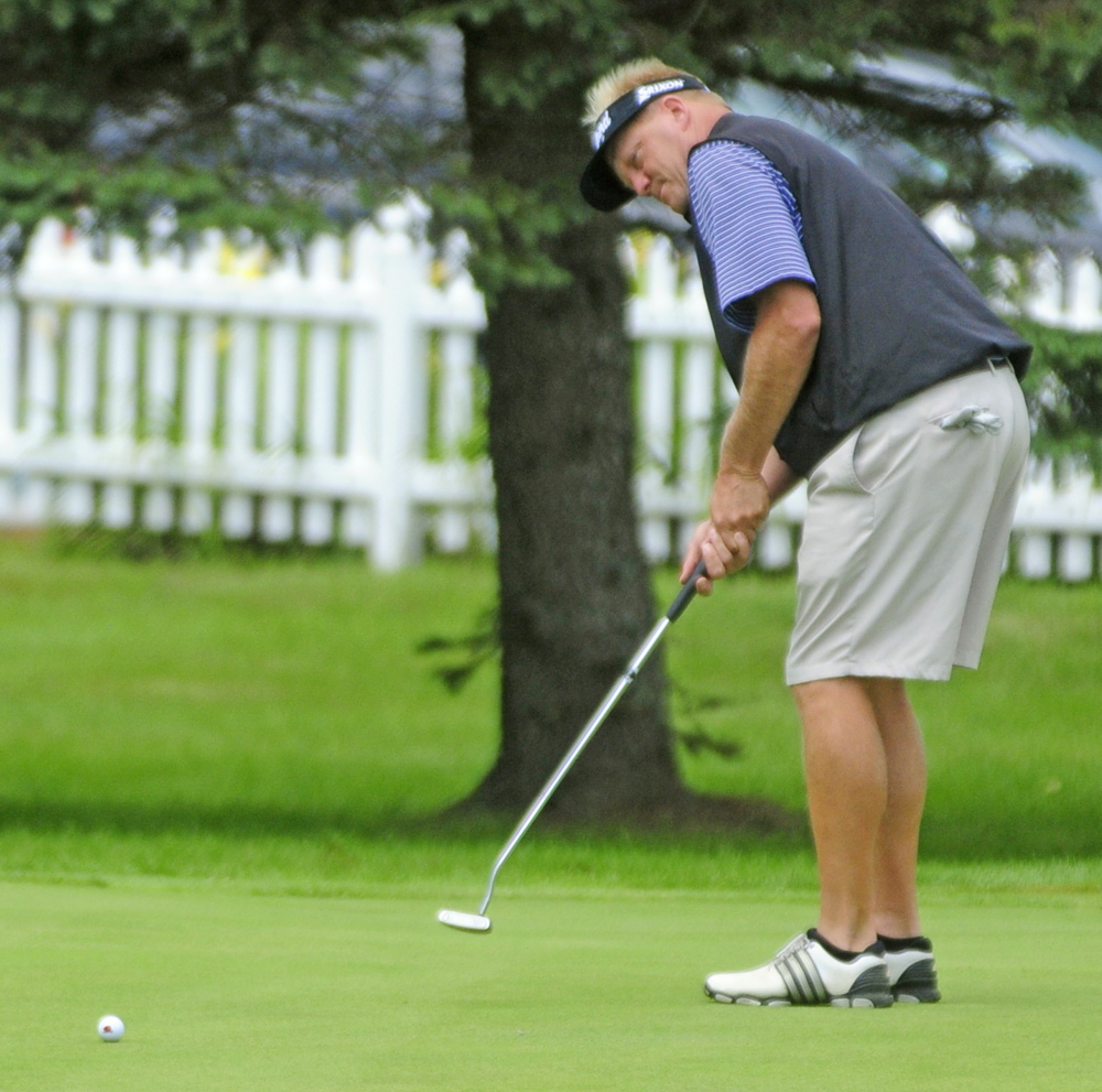 Eric Egloff finished 5-under par Tuesday in the one-day Maine Open, but was three strokes behind winner Andrew Mason. Egloff was in one of the first groups to tee off at the Augusta Country Club.