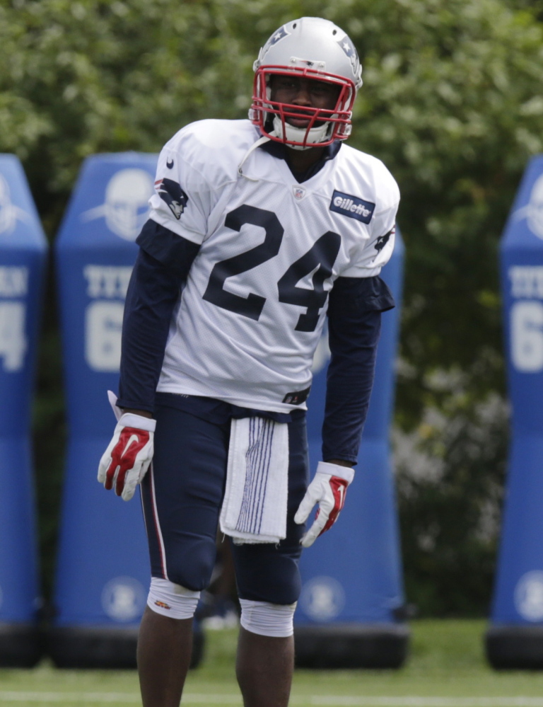 Cornerback Darrelle Revis of the New England Patriots is more concerned with working on his timing and whatever else he needs to prepare for the season than allowing a touchdown pass during a joint practice with the Philadelphia Eagles.