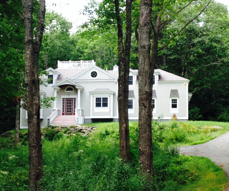 The house that Gov. Paul LePage and his wife, Ann, purchased in Boothbay 2014. 