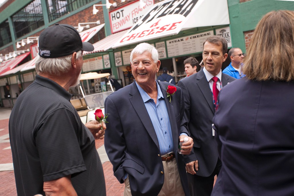 Carl Yastrzemski attends a ceremony where he is honored with a statue outside Fenway Park's Gate B in Boston on Sept. 22, 2013.
Reuters