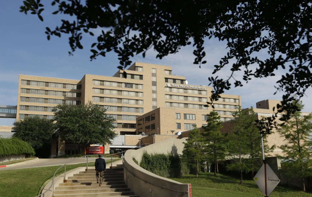 Texas Health Presbyterian Hospital’s decision to release the nation’s first Ebola patient from its emergency room could have put others at risk of exposure to the disease before he went back a couple of days later and his diagnosis was confirmed.
