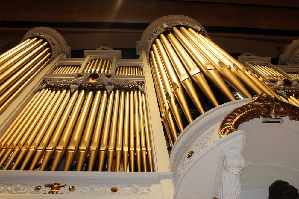 Looking up at the Kotzschmar Organ.
