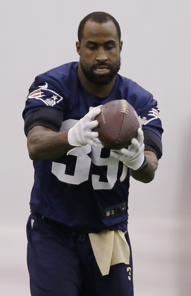 Cornerback Brandon Browner, all 6-foot-4 of him, could be a valuable addition to the New England Patriots’ defensive secondary which, like the rest of the team, has struggled in the first month of the season.