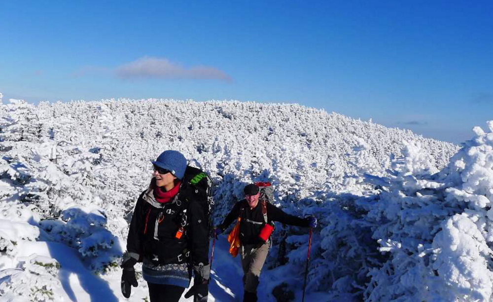 The White Mountains offer the North and South Kinsman trails for hardy winter hikers, and when the skies are blue the scenery is quite heavenly.
