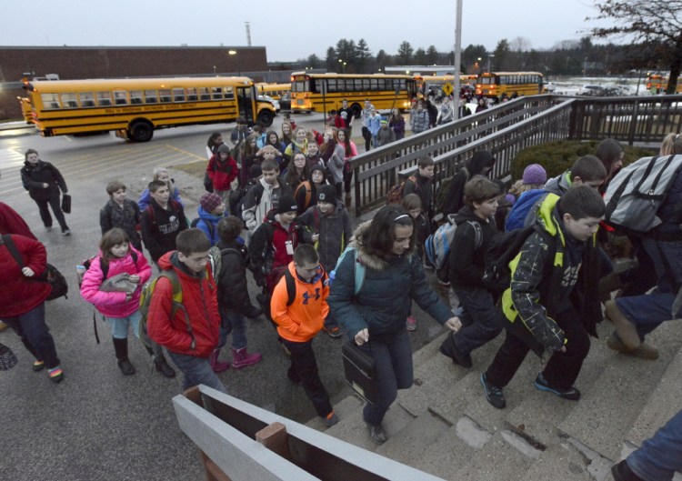 Windham middle school students return to class after a three-day shutdown caused by an emailed threat.