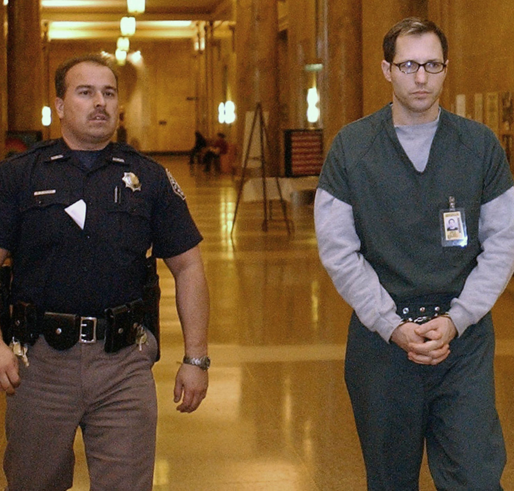 Kurt Sonnenfeld arrives to face a first-degree murder charge in the death of his wife in Denver in 2002. He took refuge in Argentina in 2003.
