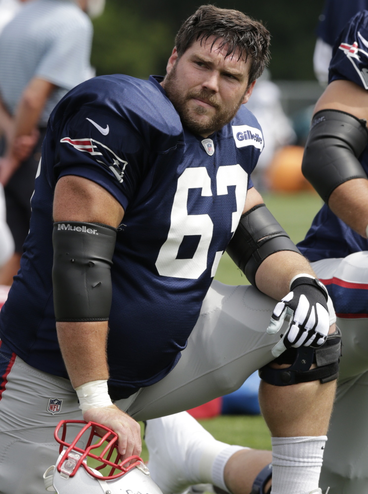Dan Connolly’s move from center to left guard during the regular season helped solidify the Patriots’ offensive line. Now he’s back in the lineup after missing the last two regular-season games because of injuries, and his return couldn’t come at a better time for the Patriots.