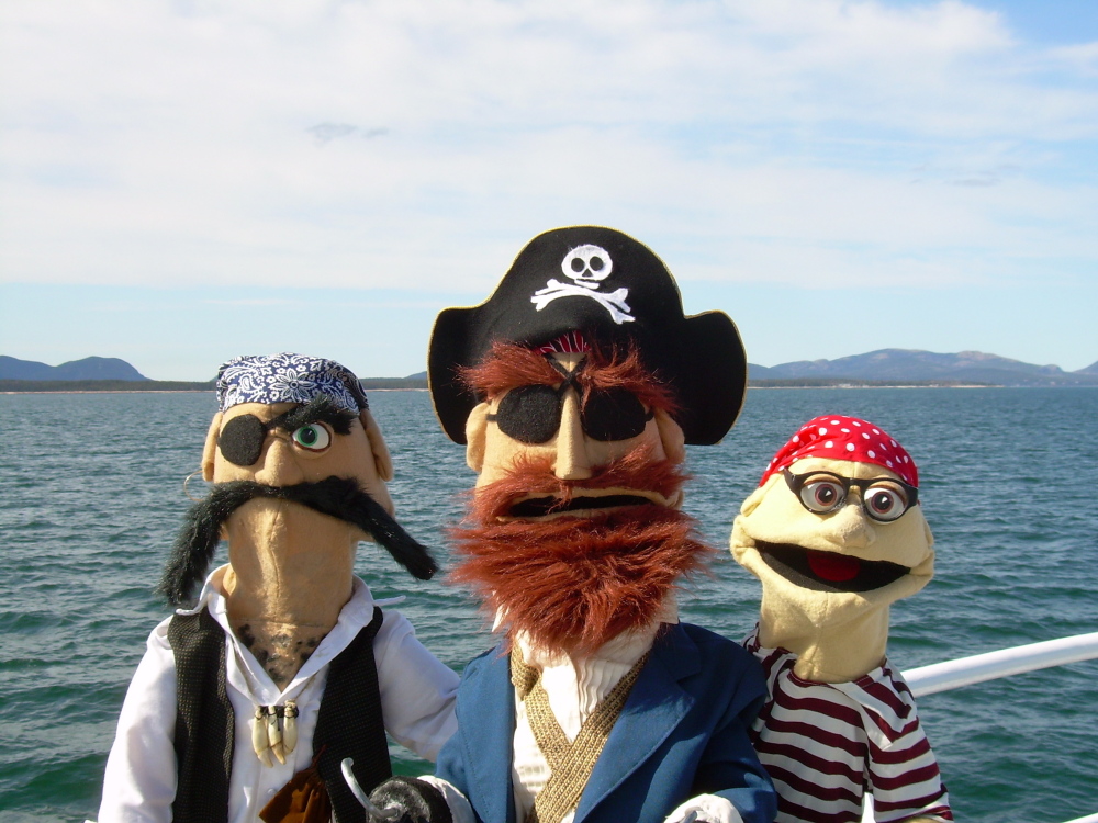 Frogtown Mountain Puppeteers will present “Everybody Loves Pirates,” a free puppet show for children, at 1 p.m. Monday at The Strand Theatre in Rockland.