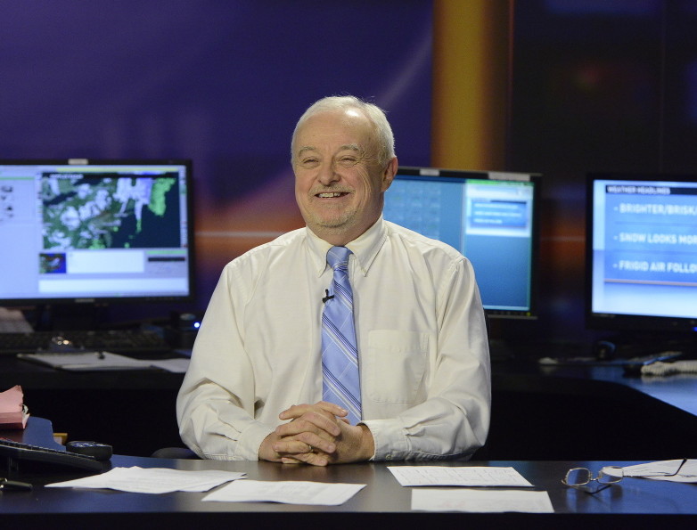 Kevin Mannix, WCSH-TV weather forecaster, will leave the Portland station on Friday.