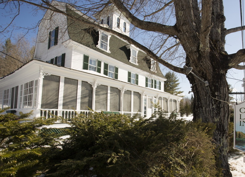 The Center Lovell Inn has seven guest rooms and views of the White Mountains and Kezar Lake. The winner of an essay contest must promise to operate the inn for at least a year.