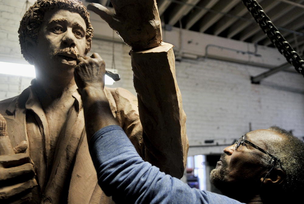 Sculptor Preston Jackson says he came to believe that Richard Pryor’s art overshadowed his personal failings, and Peoria should be proud of the late comic.