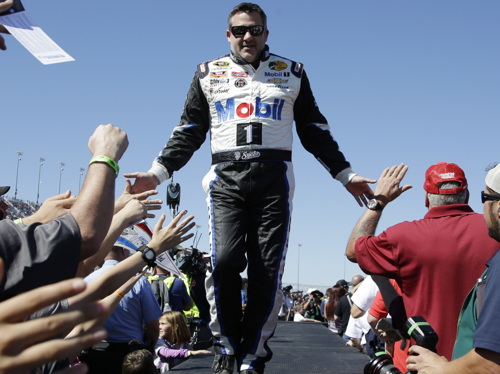 Tony Stewart is expected to announce his retirement from NASCAR racing on Wednesday.