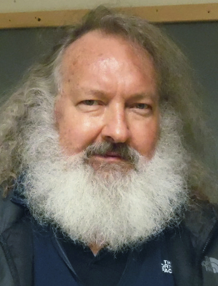Actor Randy Quaid and his wife, Evi Quaid, are being detained in Vermont after trying to slip across the border into the United States on Friday night.