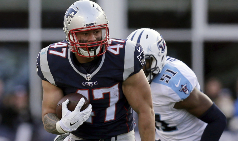 Joey Iosefa won over Patriots fans in his NFL debut Sunday with his hard-nosed running.